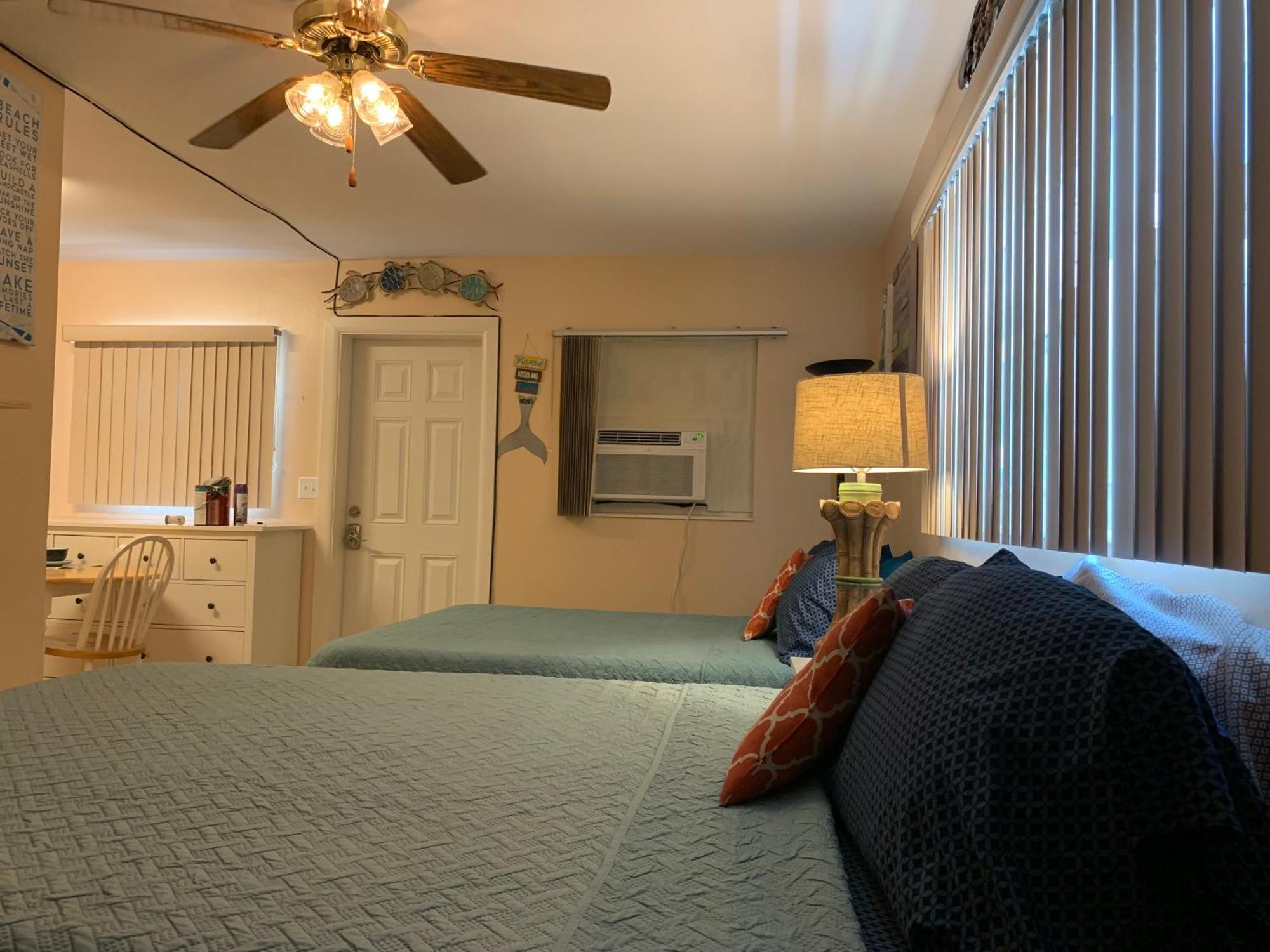 Michaels -Beachside Bungalows St. Pete Beach Exterior foto